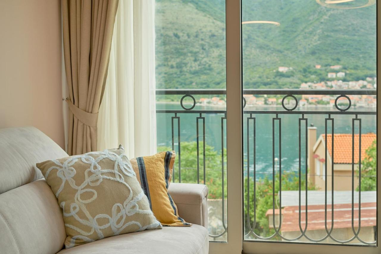2Montenegro Limeta Apartments With Pool Котор Экстерьер фото